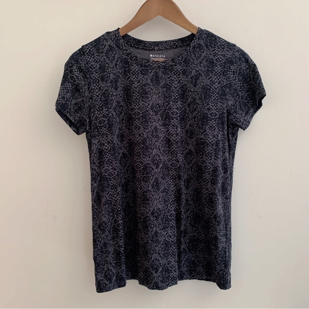 Athleta Black Snake Print Organic Daily Yoga Top Small Athleisure Yoga